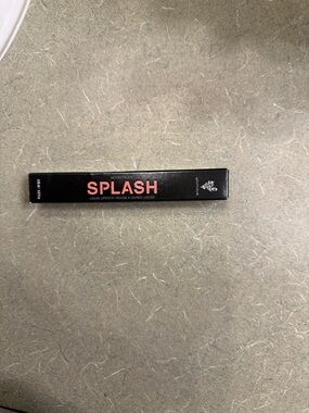 Younique Splash Liquid Lipstick - Coral Pink